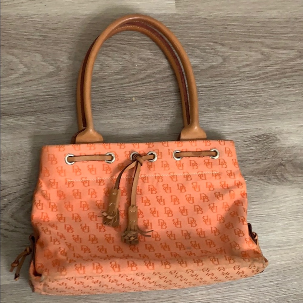 Dooney & Bourke